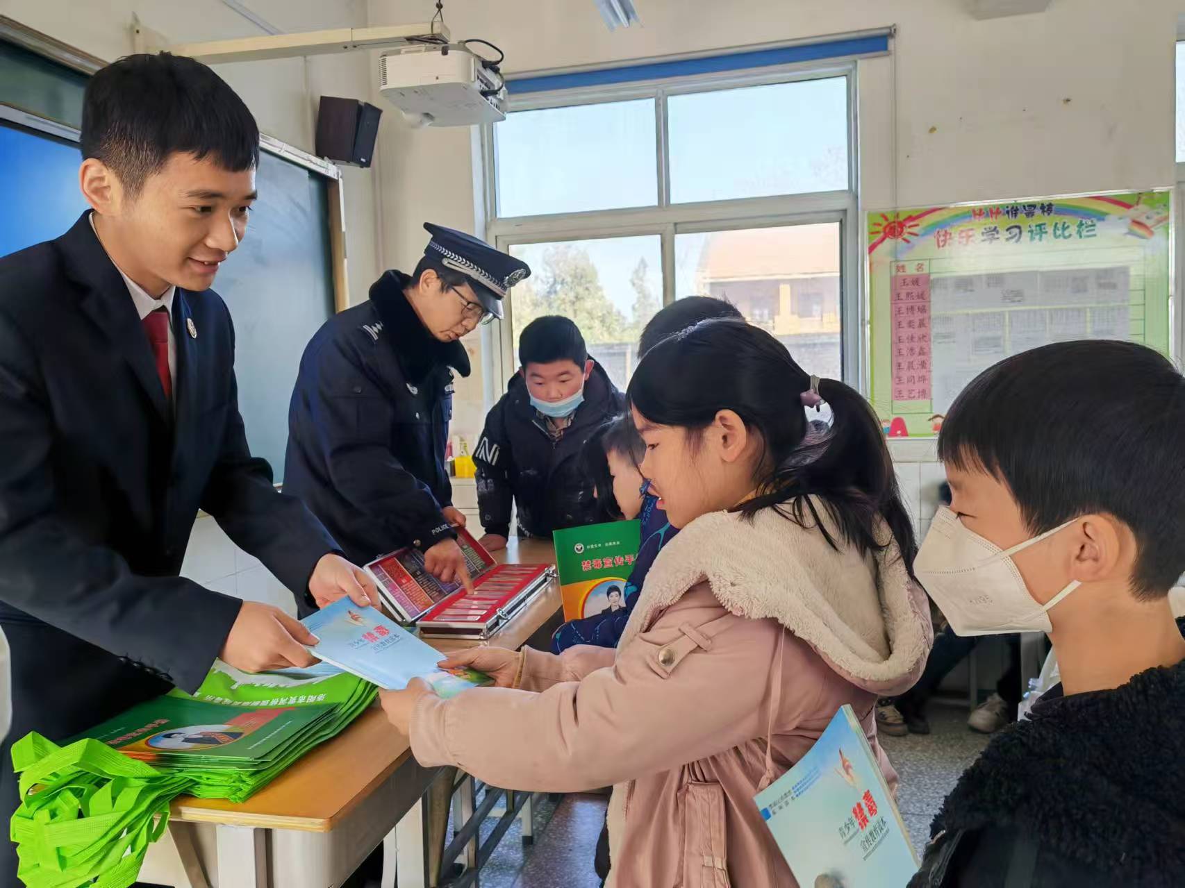 微信图片_20250822092131.jpg 微信图片_20250822092131.jpg